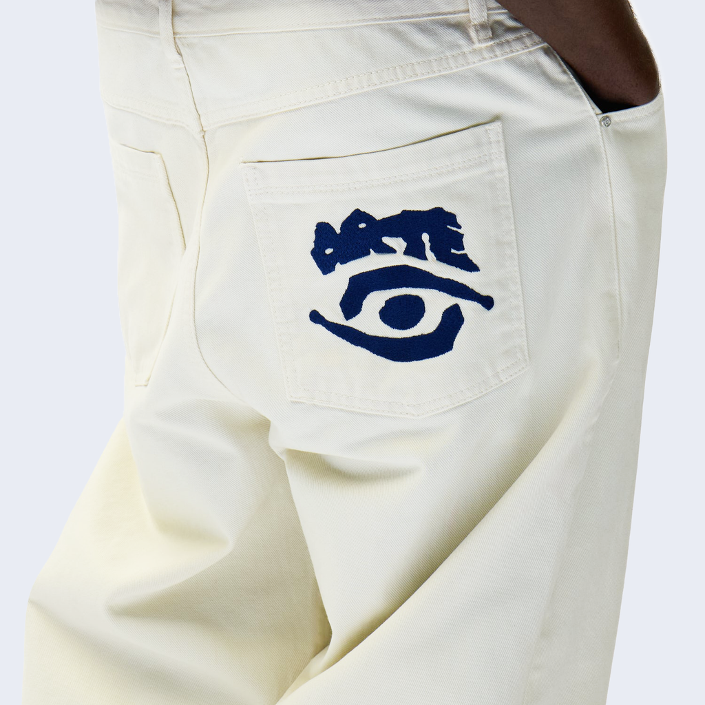 Back Pocket Graphic Pants Cream