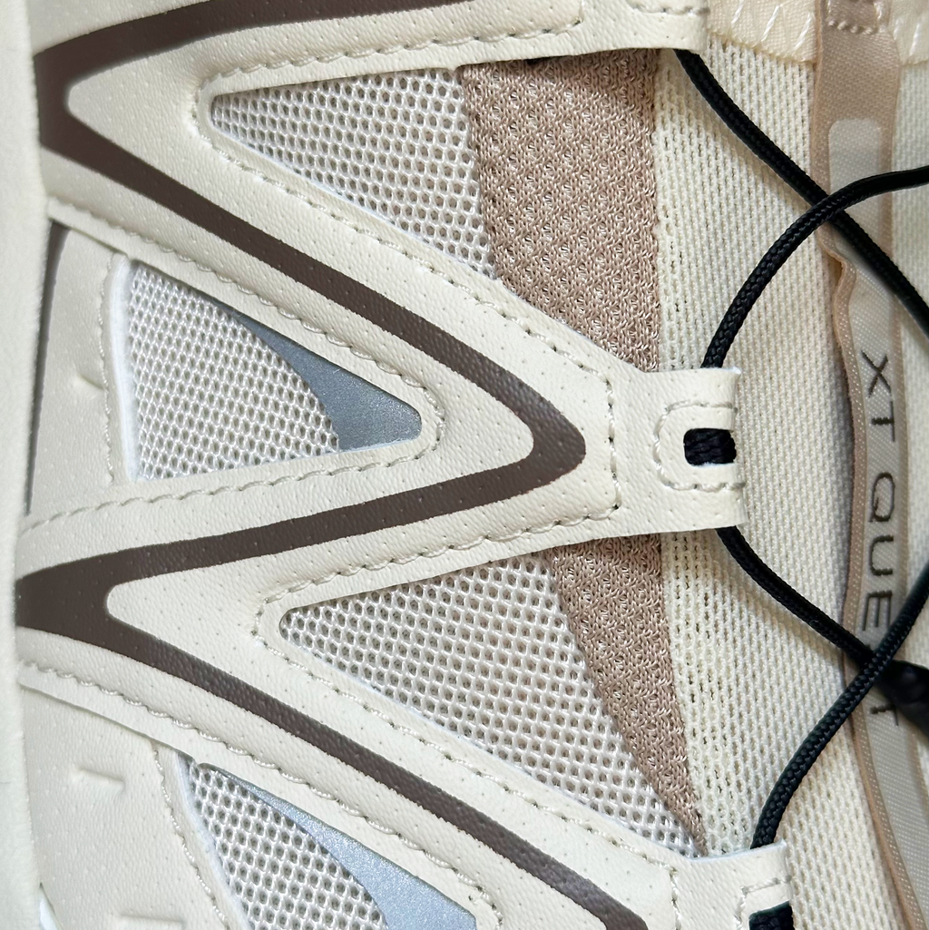 XT-QUEST Almond Milk / Falcon / White Pepper