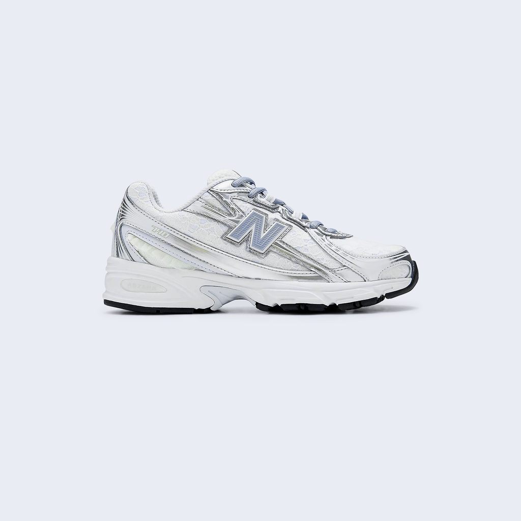740 Linen / Silver Metallic