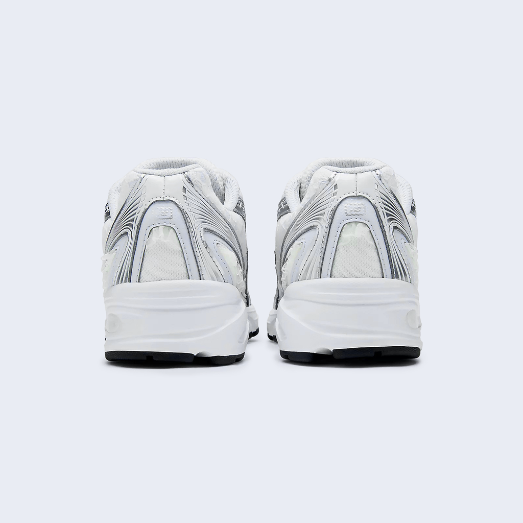 740 Linen / Silver Metallic