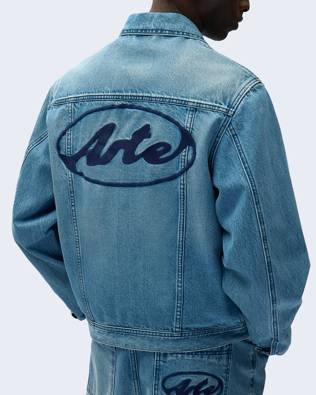 Circle Logo Jeans Jacket Denim Bleach
