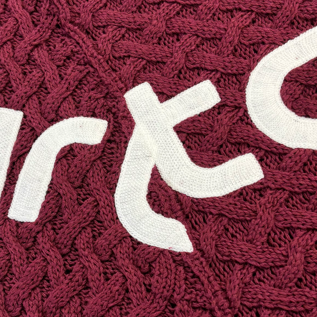 Distorted Logo Sweater Bordeaux
