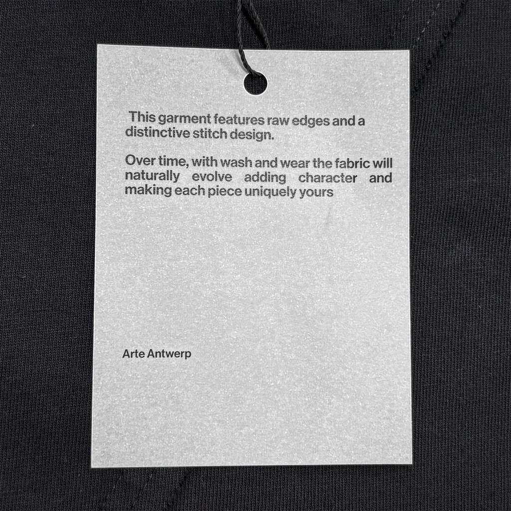 Back Circle Logo LS Black