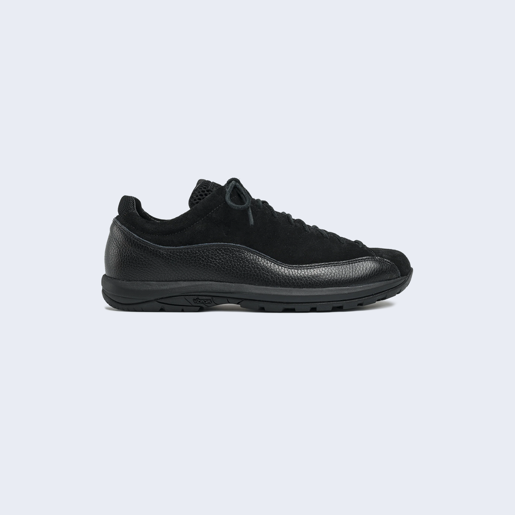Bardolino Suede Black