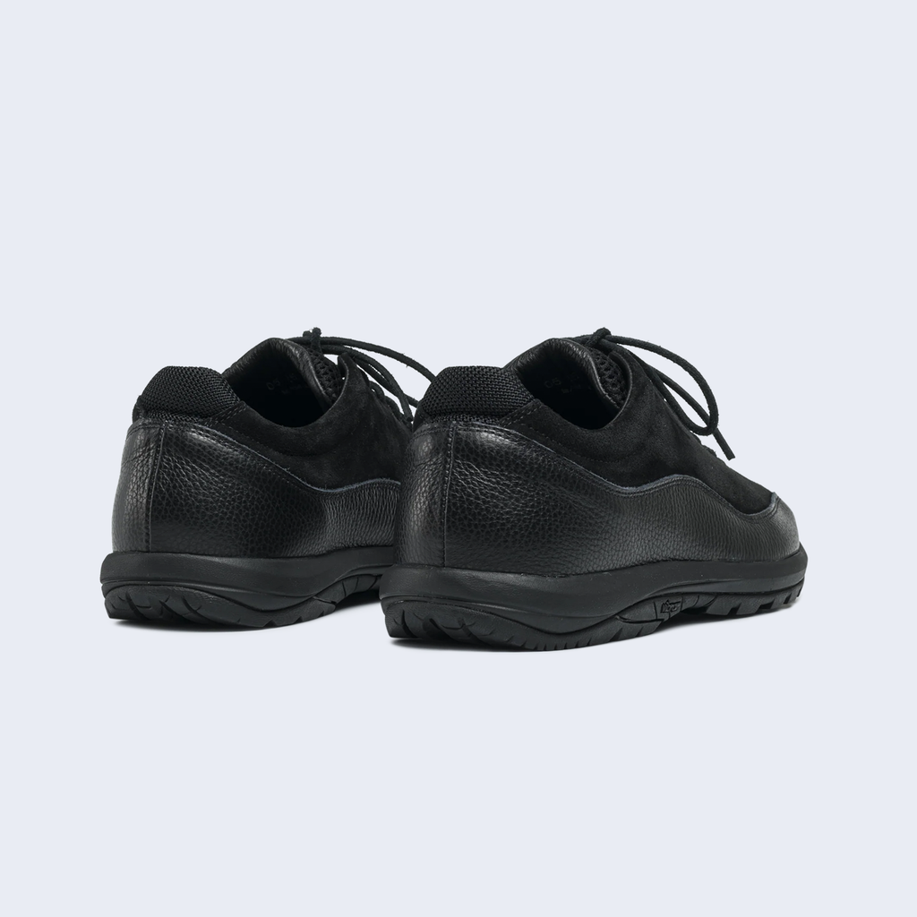 Bardolino Suede Black