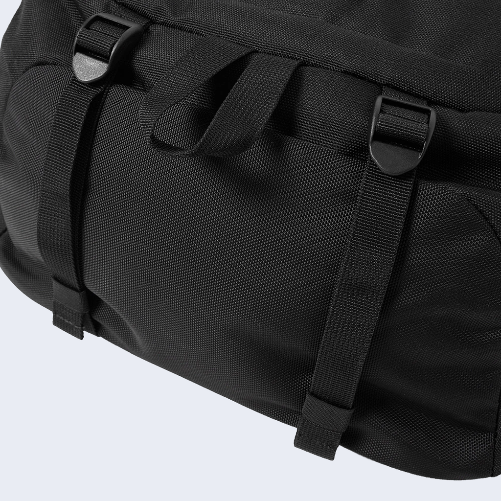 INTL-Logo Backpack 30 Black
