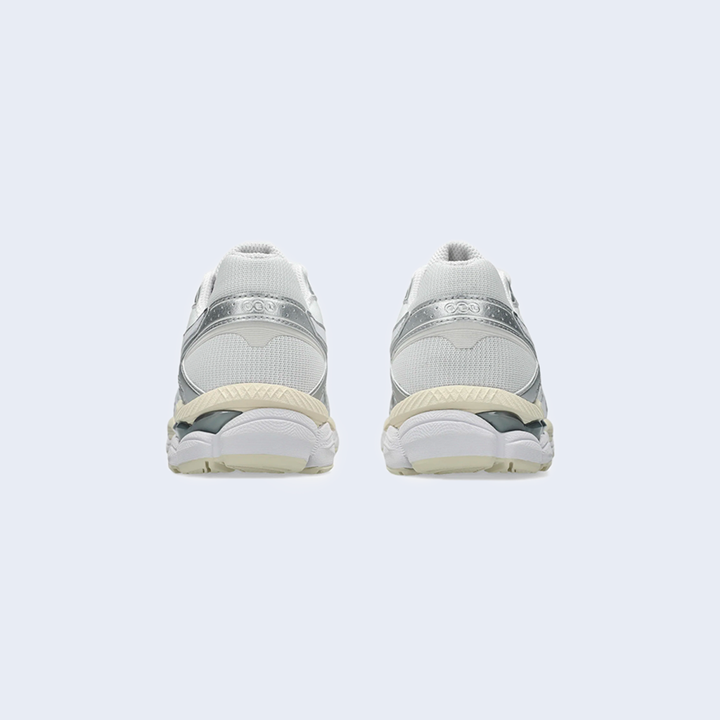 Gel-Cumulus 16 White / White