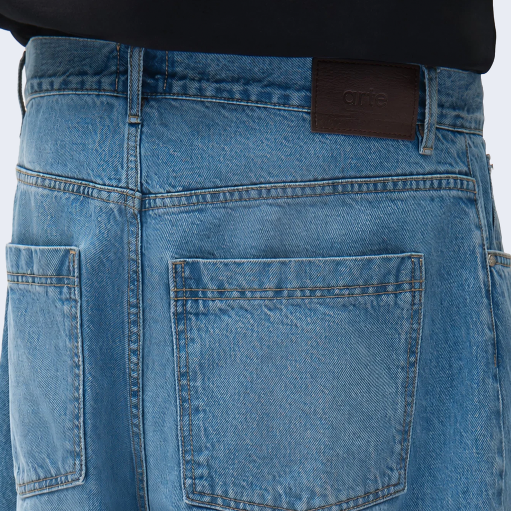 Ease Denim Pants Bleach