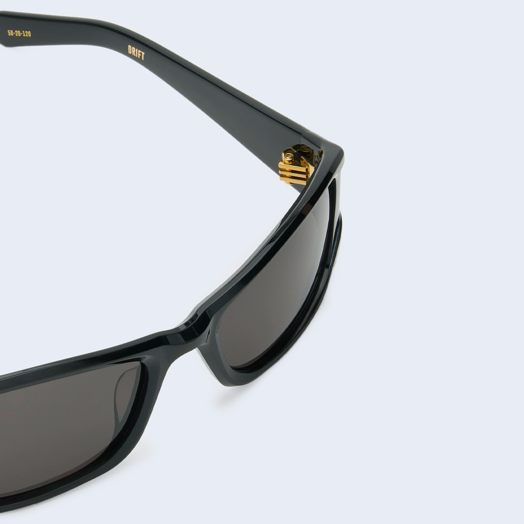 Drift Solid Black