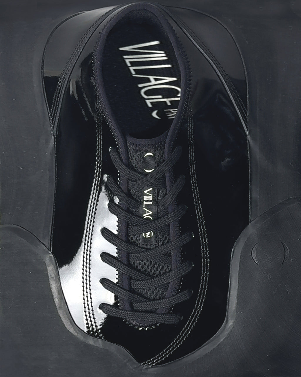 1.30 PM Gloss Black