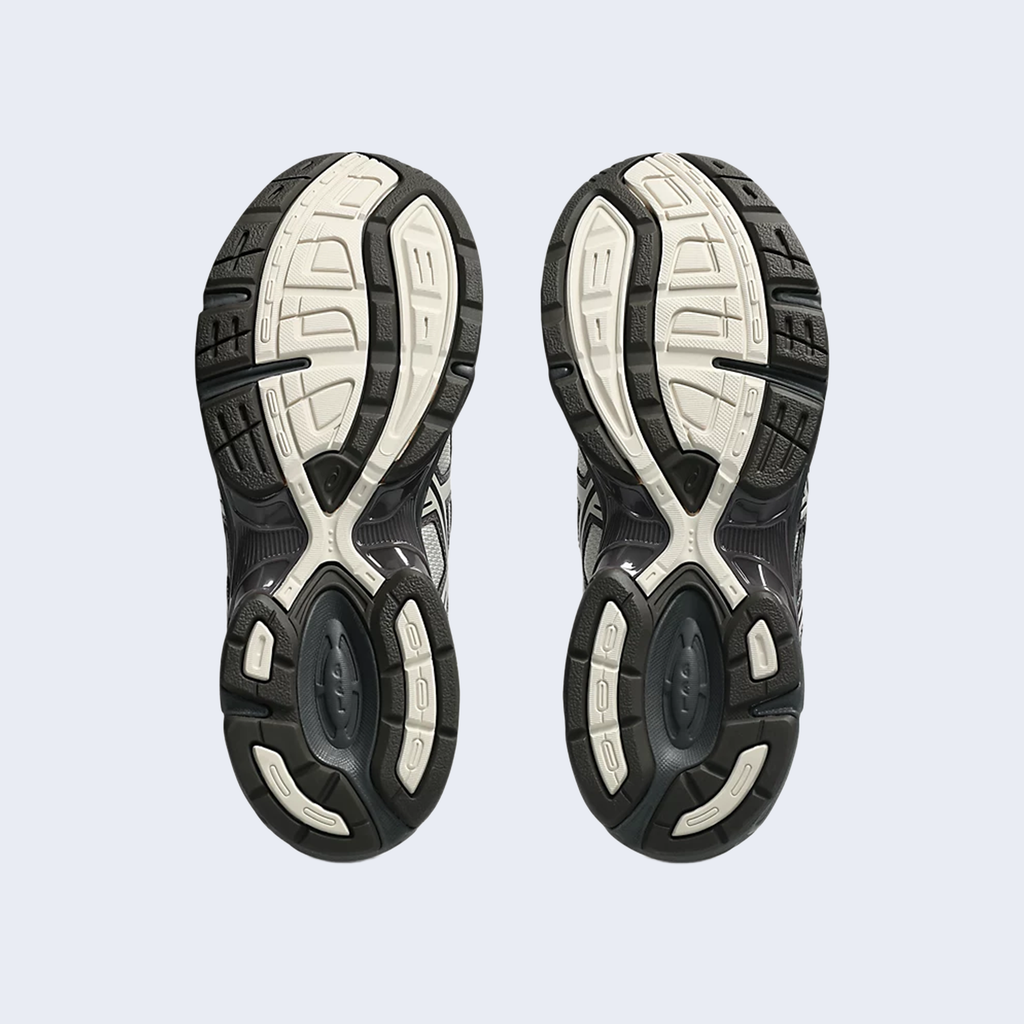 Gel-1130 Oatmeal / Obsidian Grey
