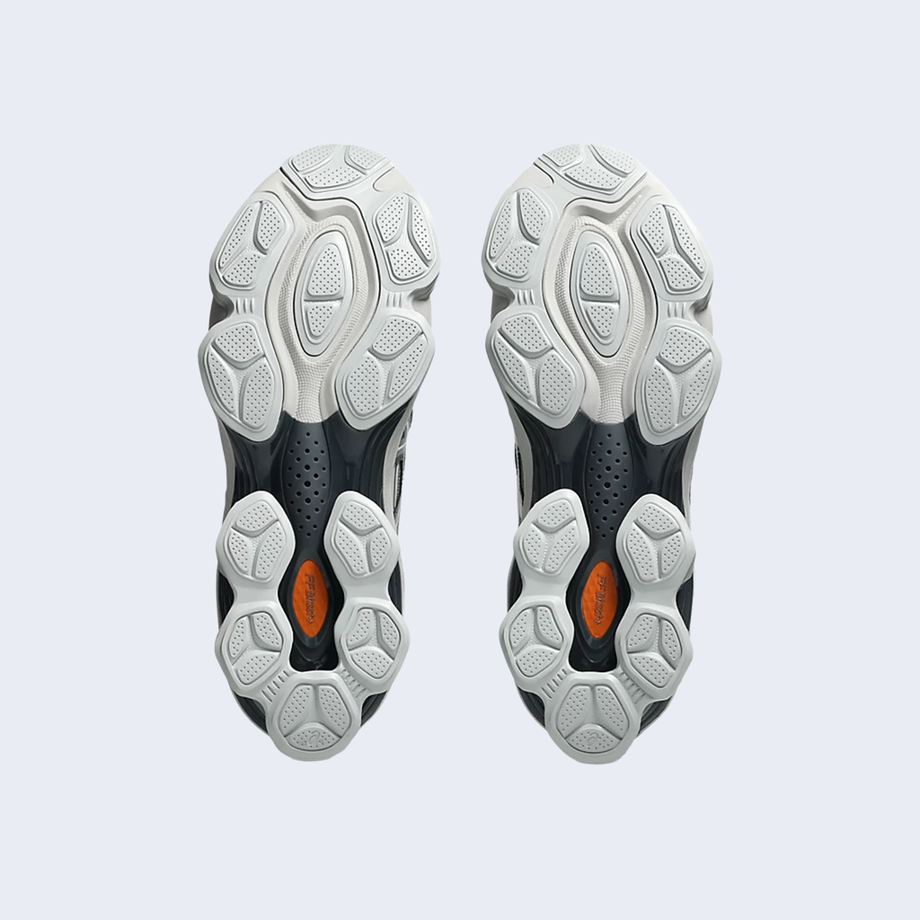 Gel-Kinetic Fluent Glacier Grey / White