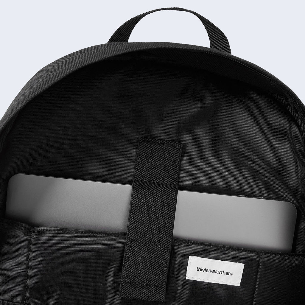 INTL-Logo Backpack 30 Black