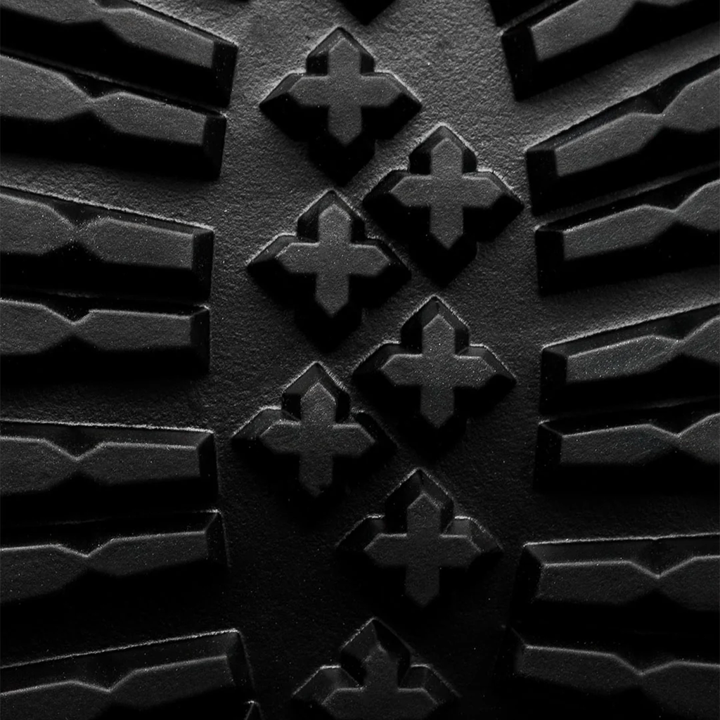 Authentic Pulse Vibram Black