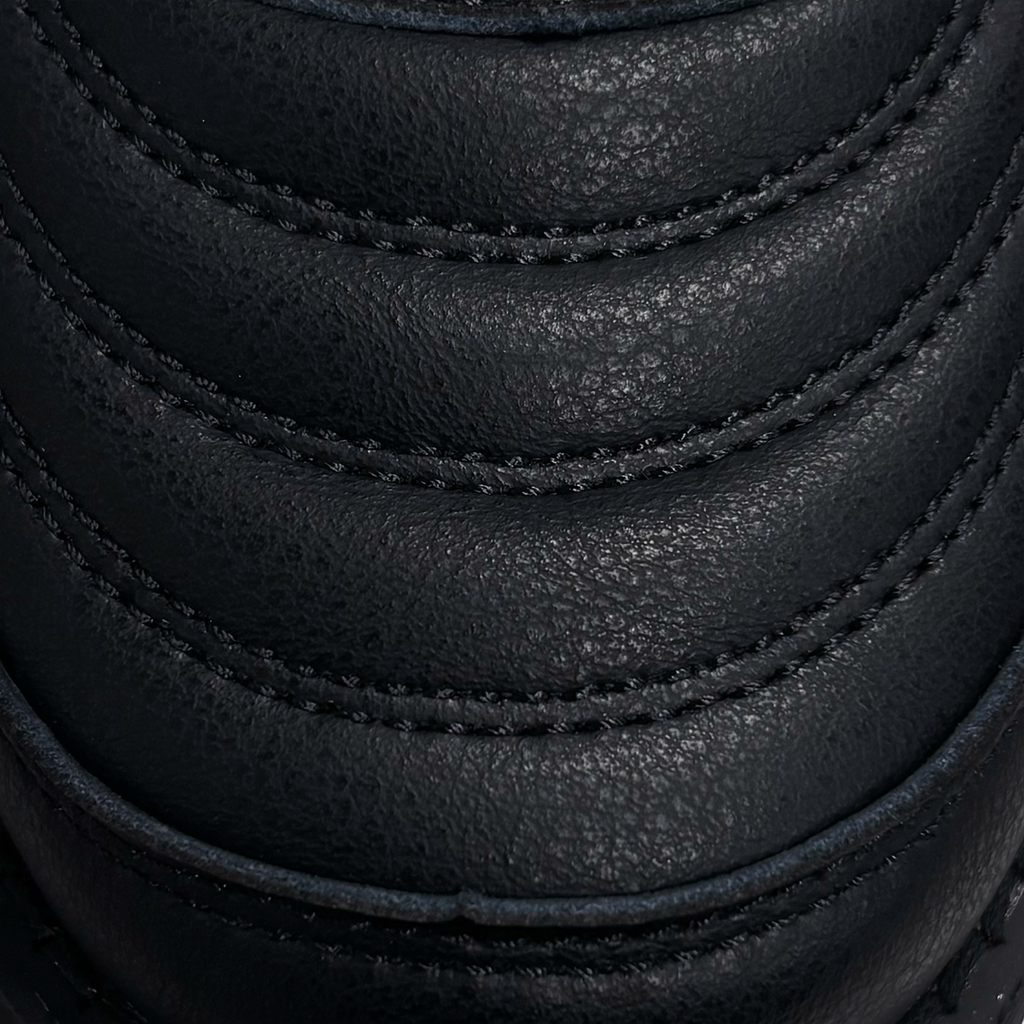 Authentic Pulse Vibram Black