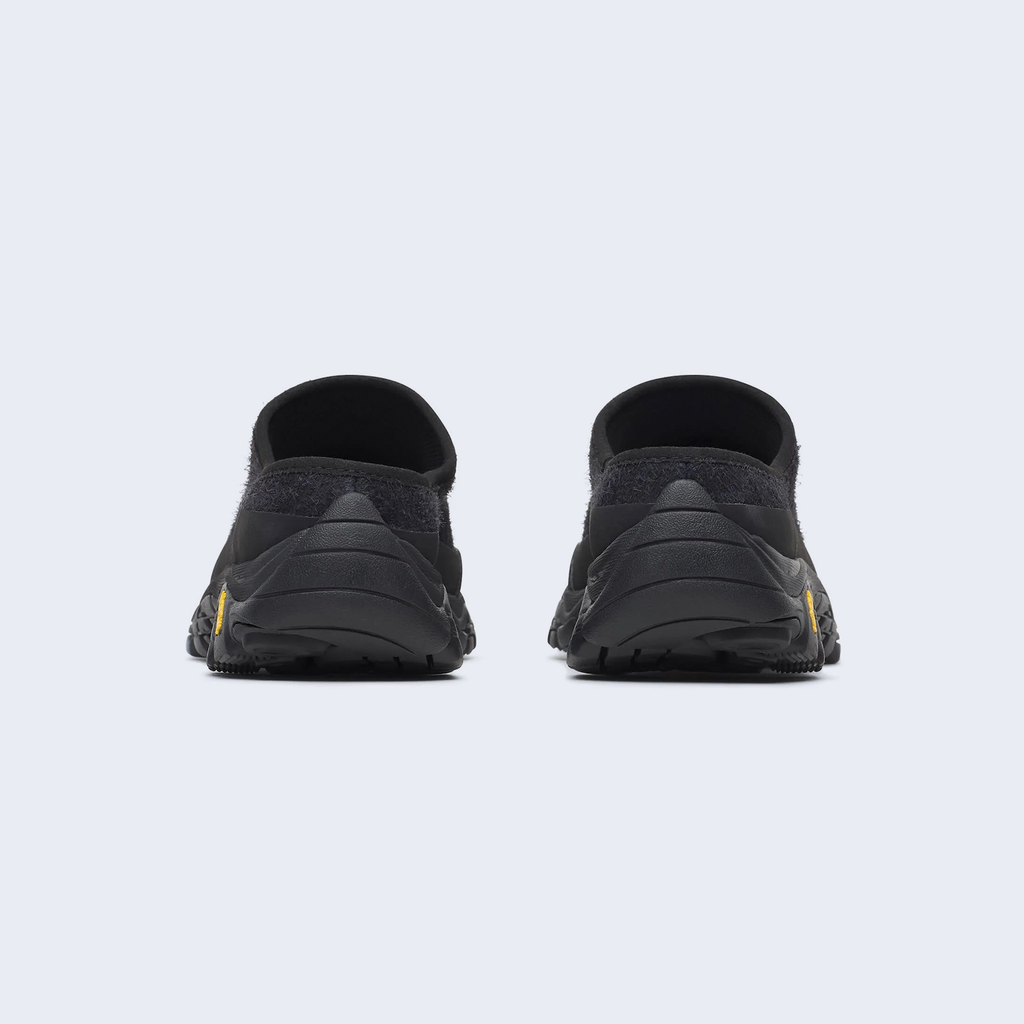 Moab 2 Slide x YMC Black