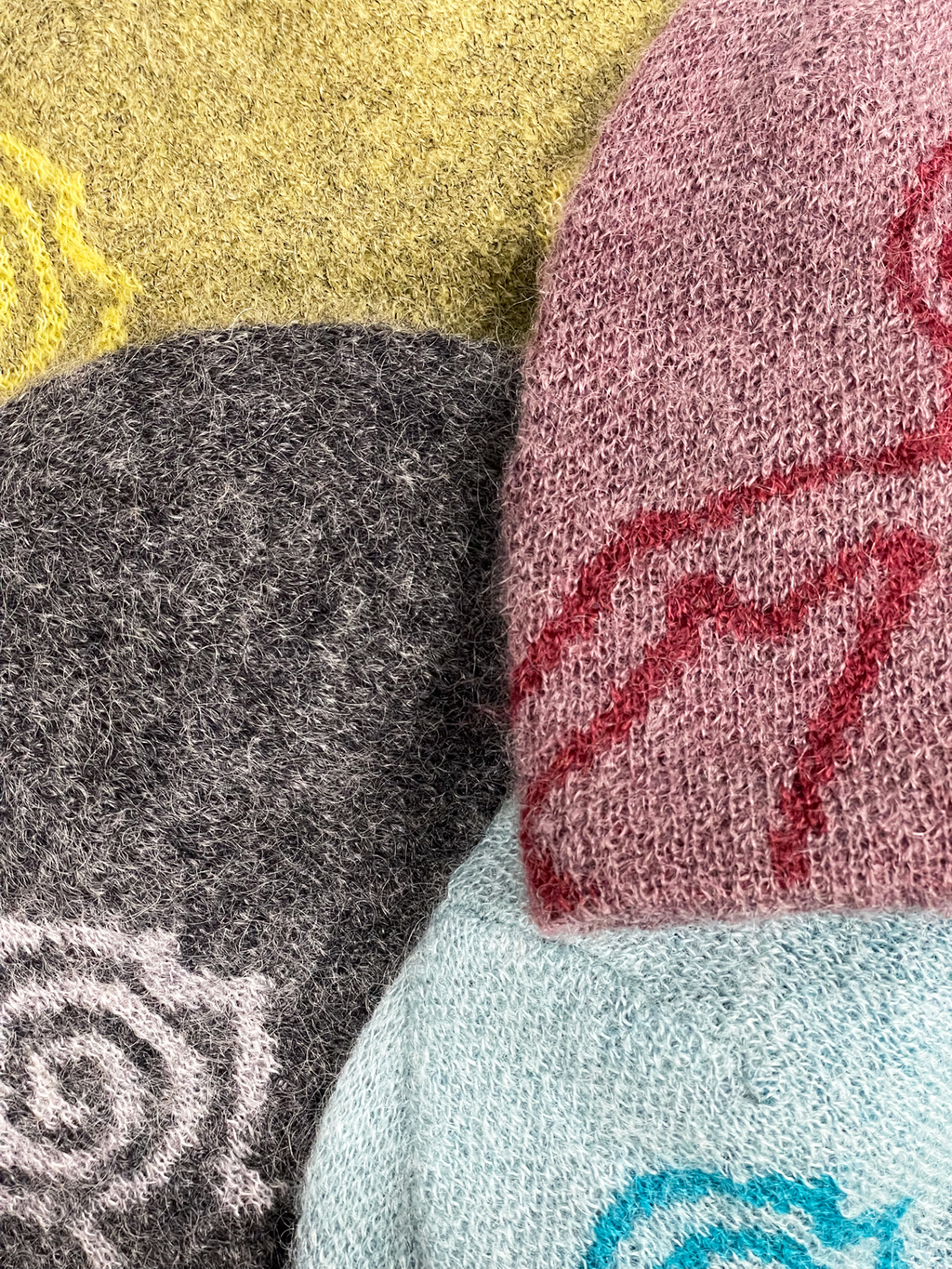 Moscot Mohair Mixed Knit Beanie Maroon