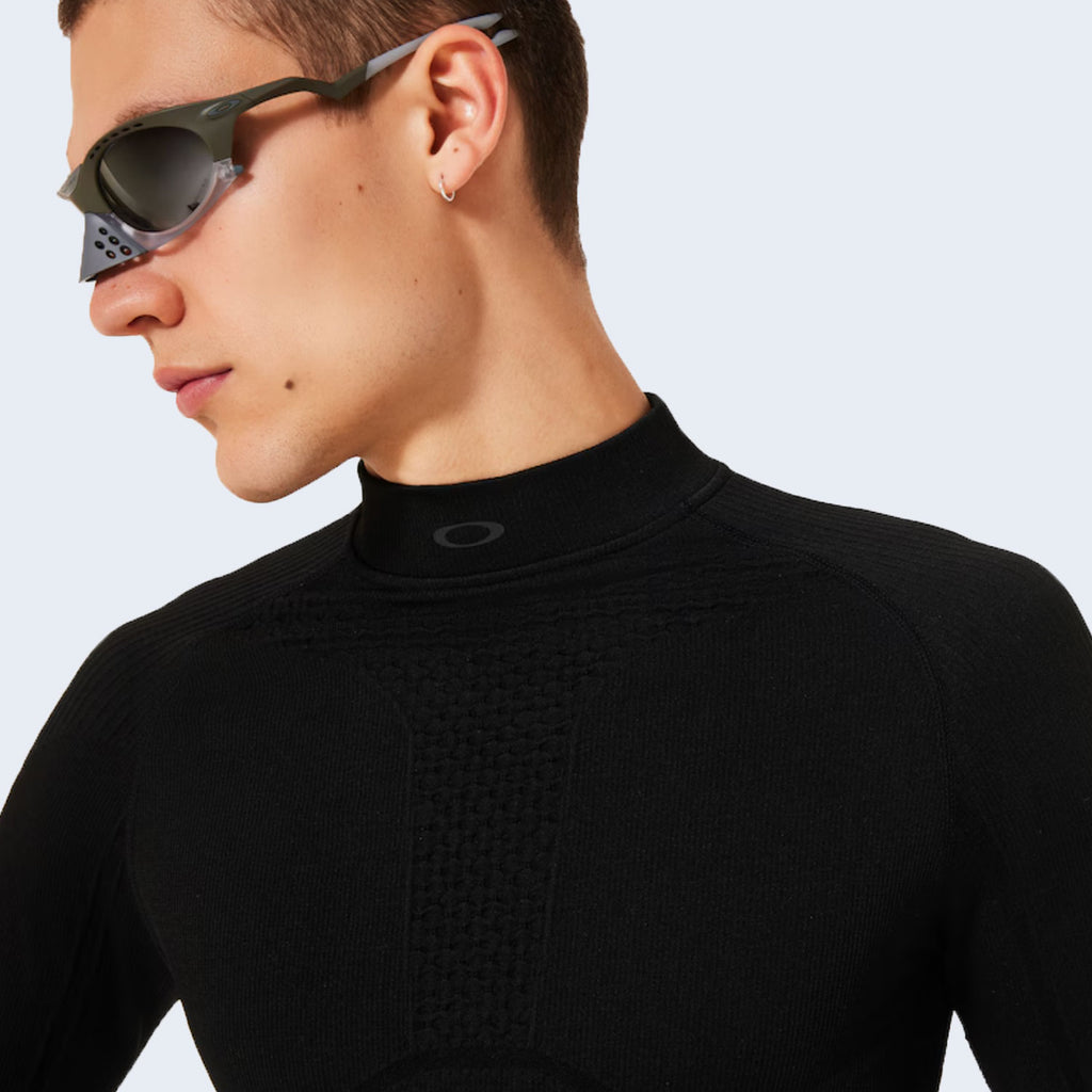 Latitude Soar Base Layer Blackout