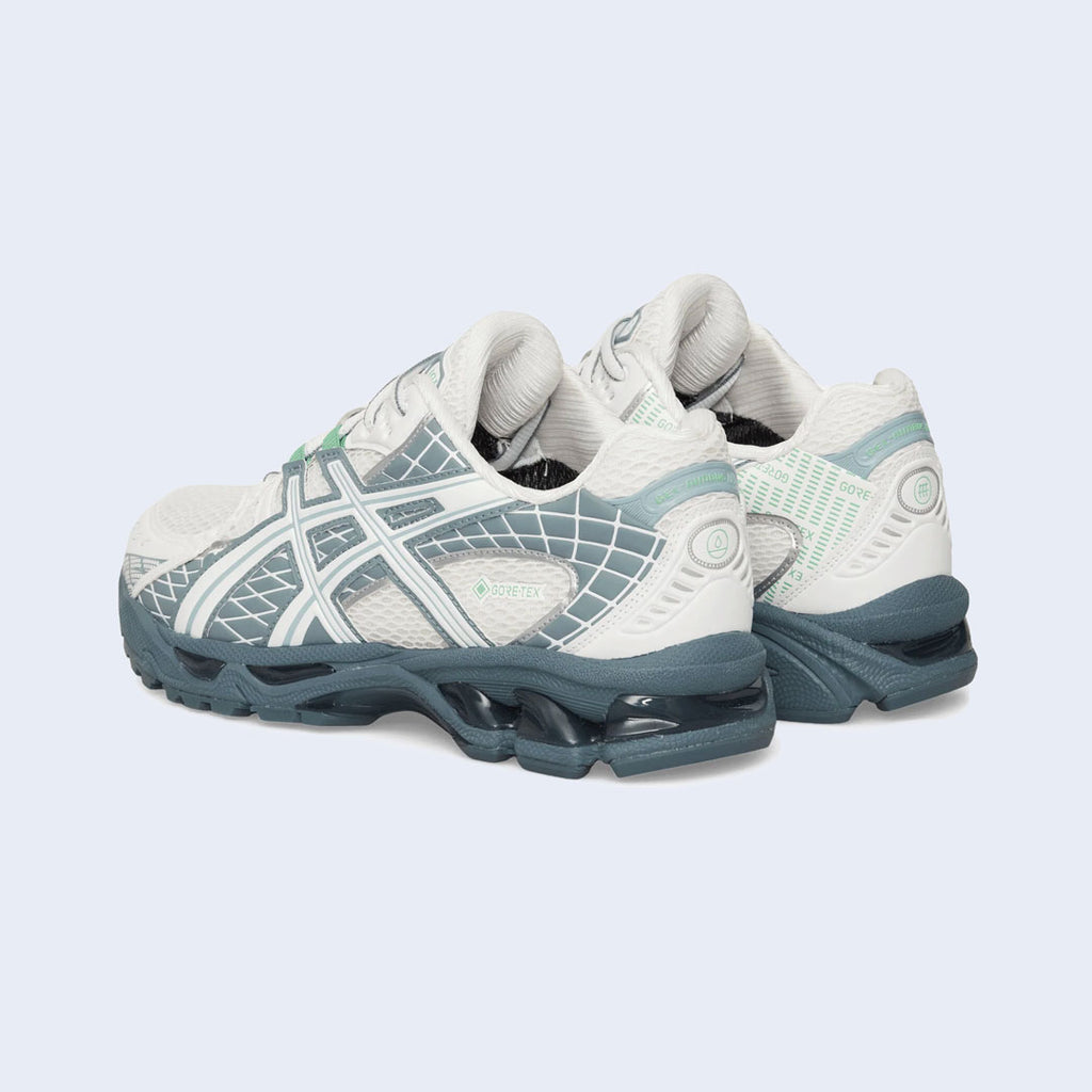 Gel-Nimbus 10.1 GTX White / Fjord Grey
