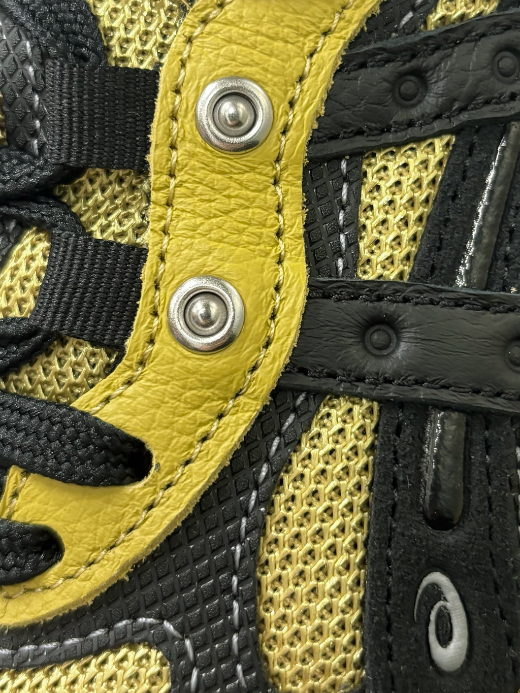 GEL-NYC 2.0 x HAL Studios Sulphur / Black