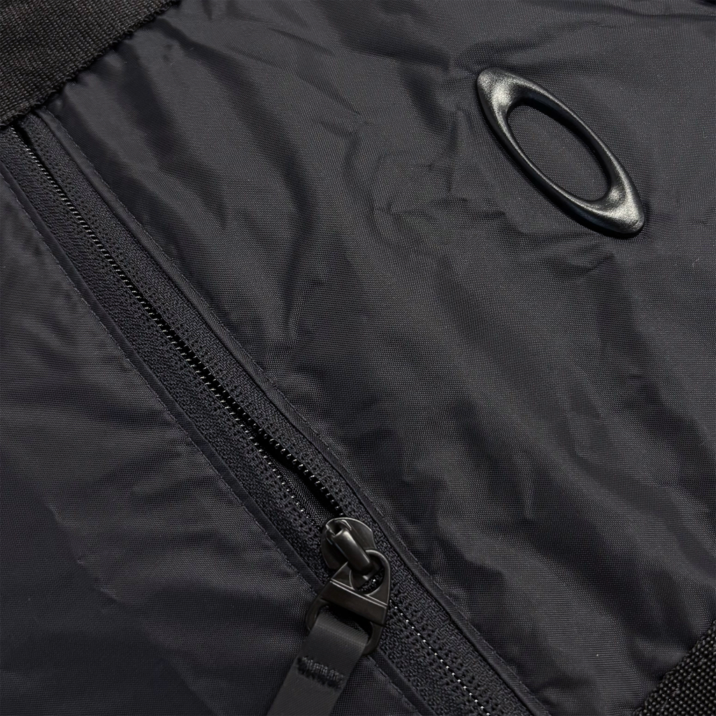 Packable Duffle Blackout