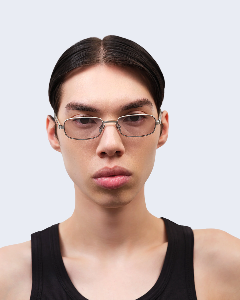 Sting Brushed Silver / Light Grey Lens