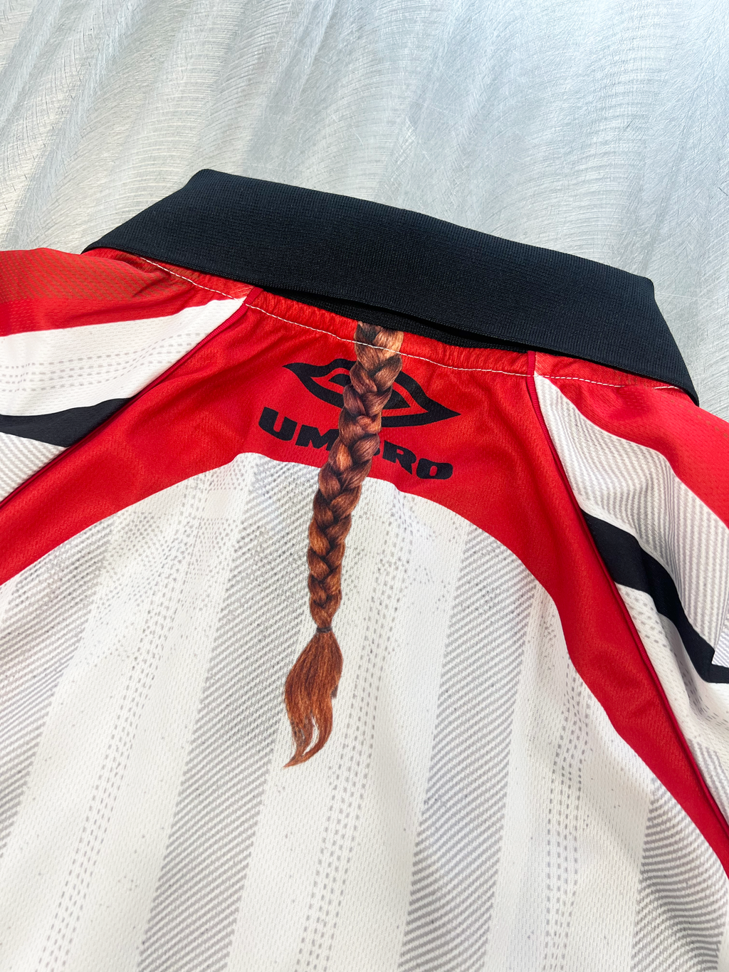 01 03 Polo White / Red