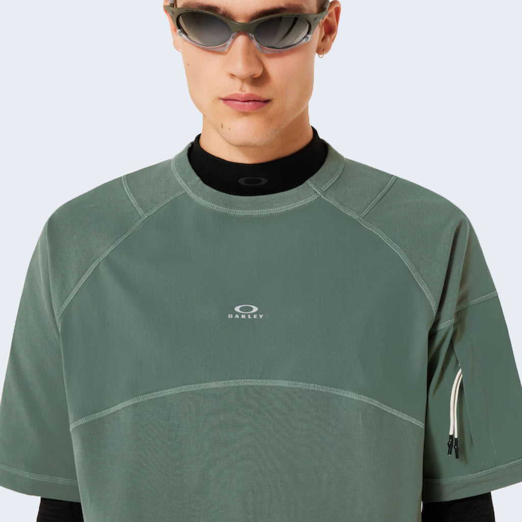 Latitude Soar Tee Surplus Green