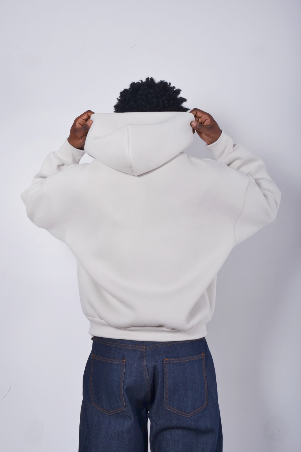 V2 Zipped Hoodie Bone