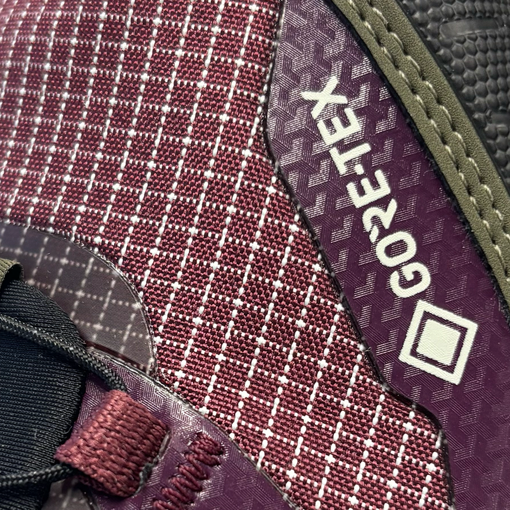 XT-4 OG GTX Maroon Banner / Winter Bloom