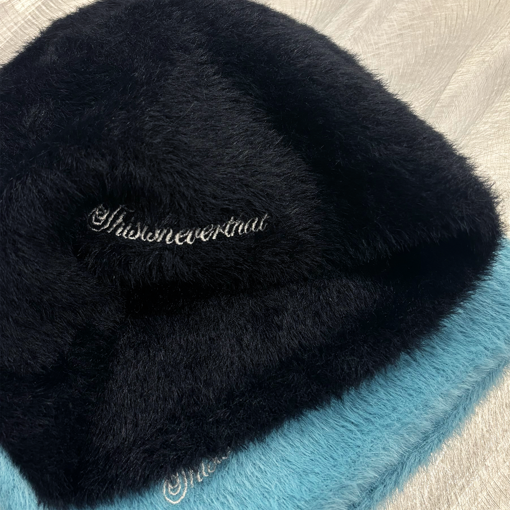 Shaggy No Cuff Beanie Off Black